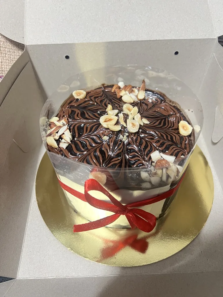 Roasted Almonds Chocolate Cake