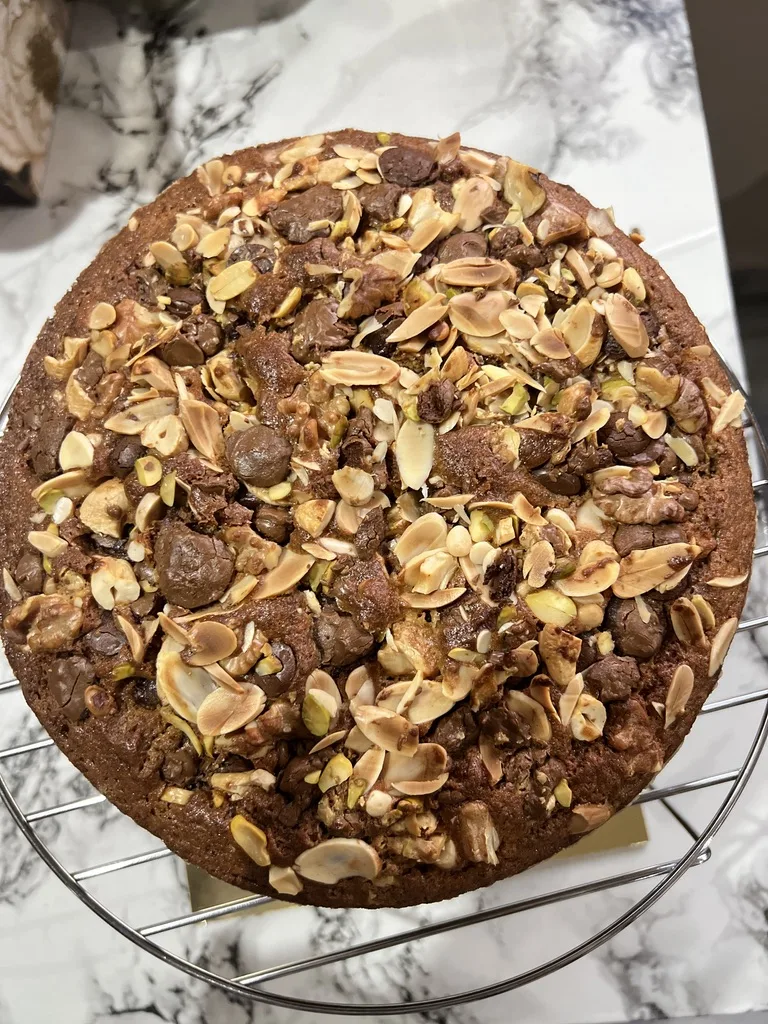 Banana Walnut Chocochip Cake