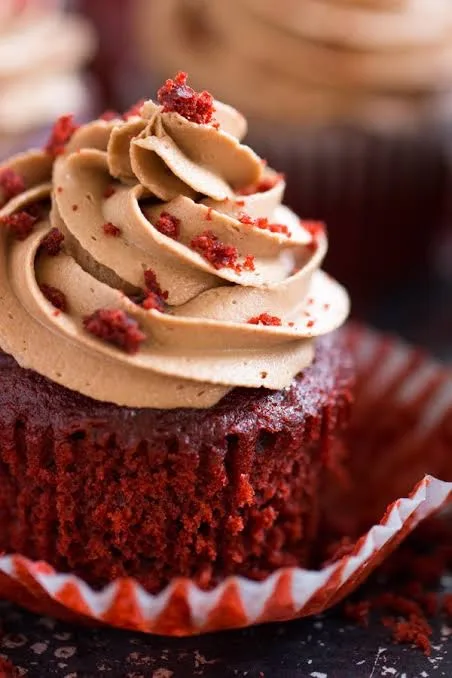 Red Velvet Nutella Cupcakes