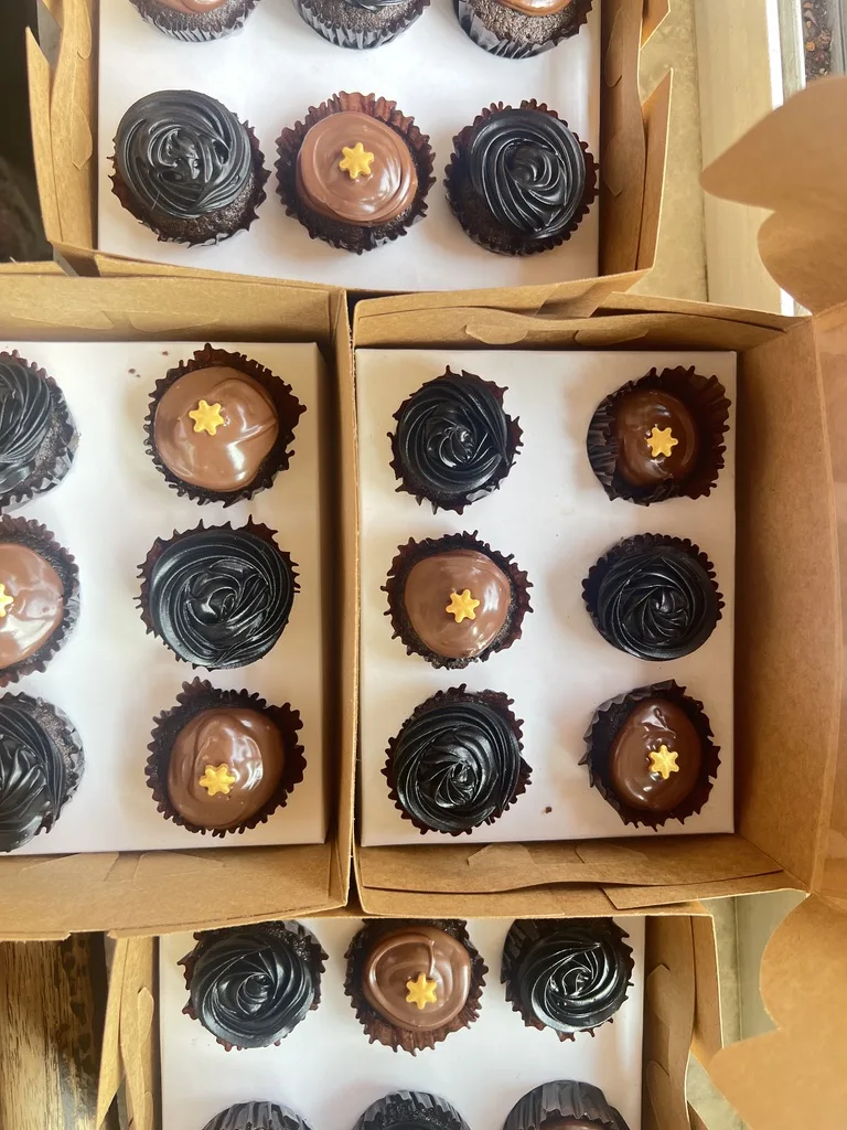 Nutella & Chocolate Ganache Mini Cupcakes