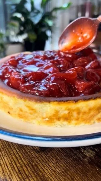 Strawberry Basque Cheesecake